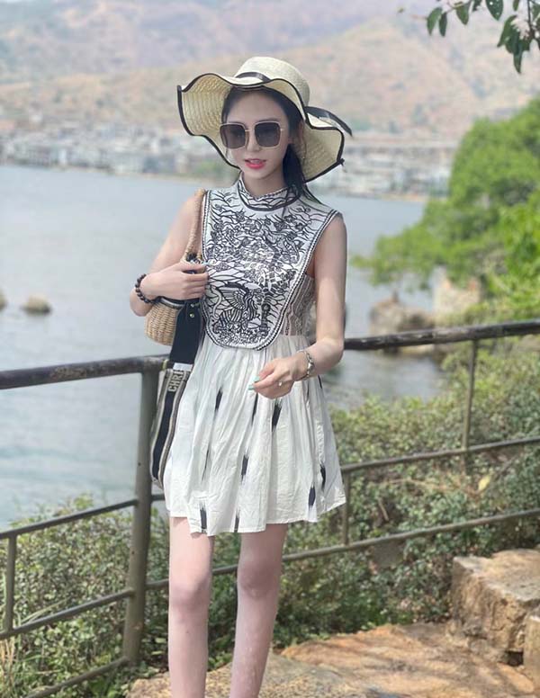 波士顿模特预约微信